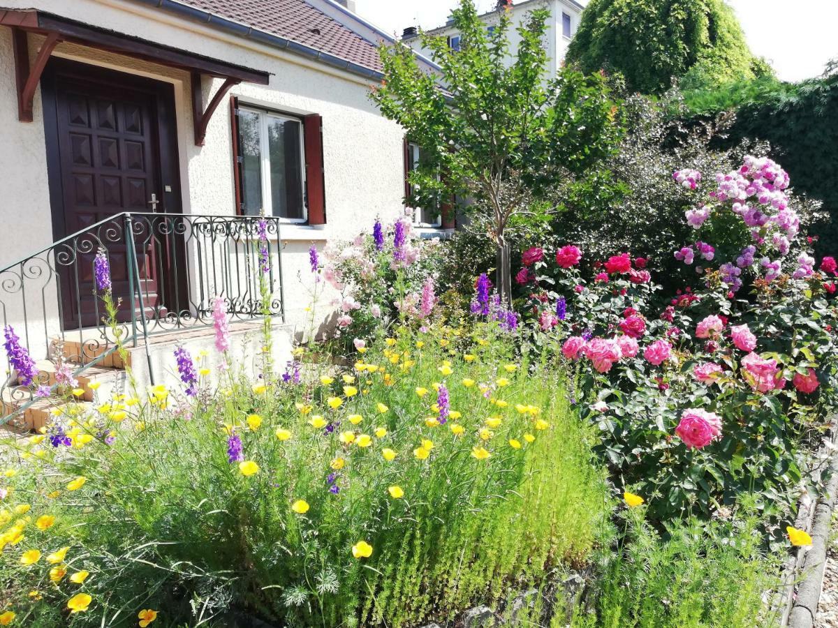 Villa Les Rosiers D'Y Nevers Esterno foto